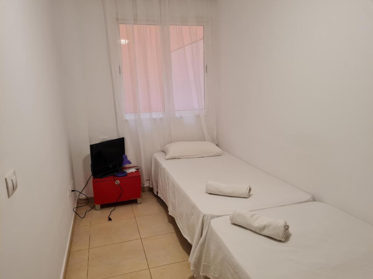 Habitaciones Nathaly Armenime Bagian luar foto
